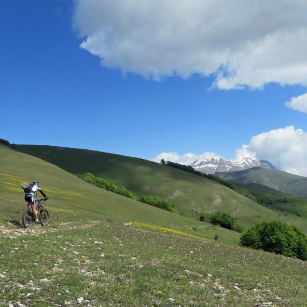 in marcia verso forca dei copelli