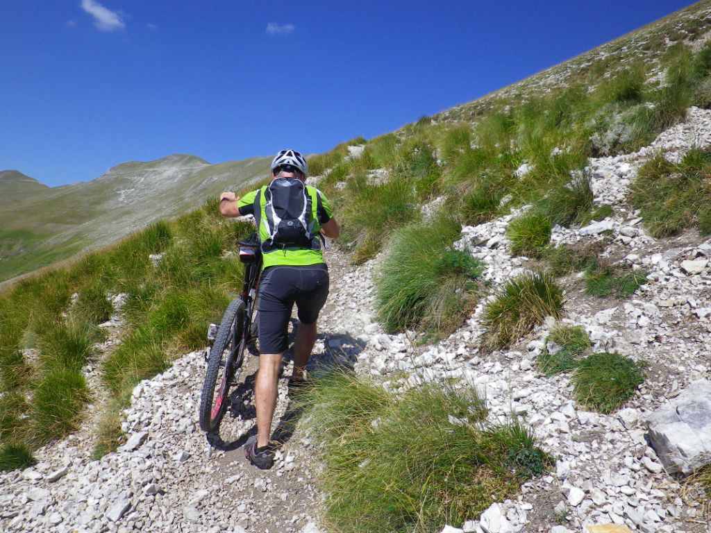 salita verso la sella nord di palazzo borghese