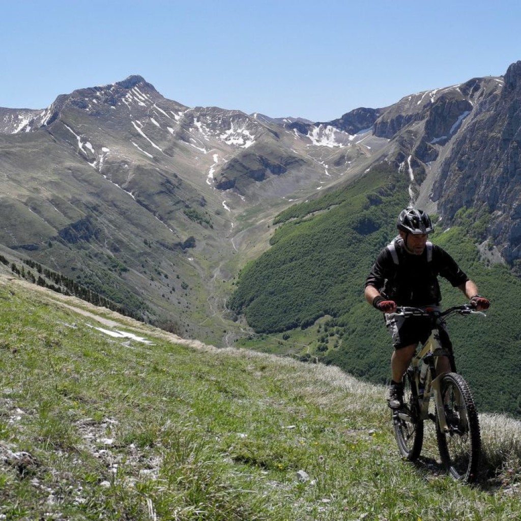 CROCE DI MONTE RODONDO 19 05 2012 022