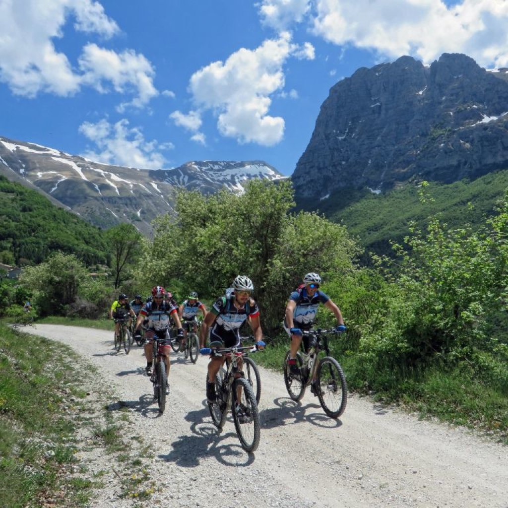 salita verso il valico di arette