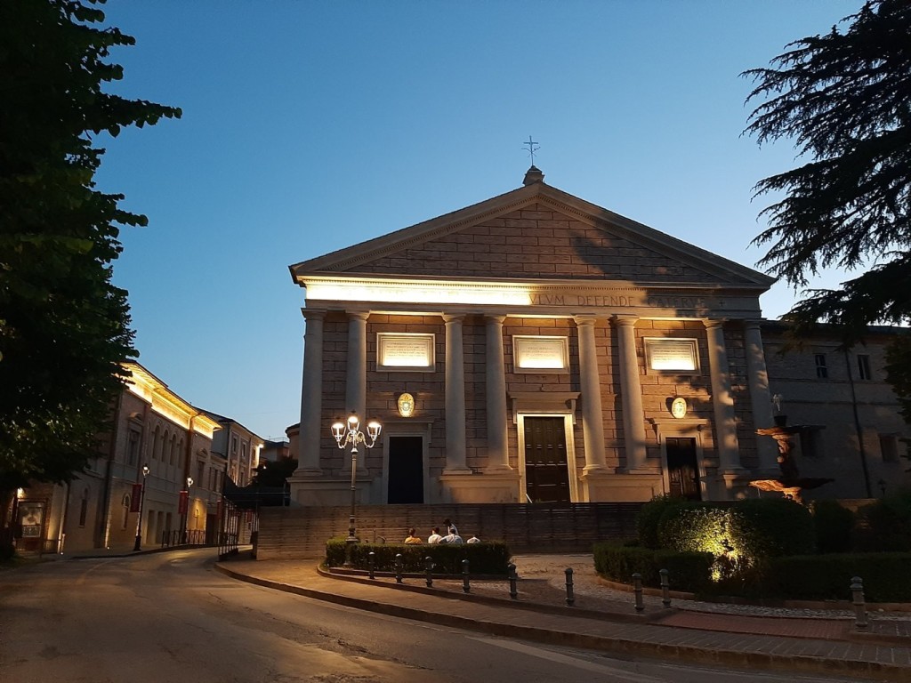 Tolentino - Cattedrale di San Catervo