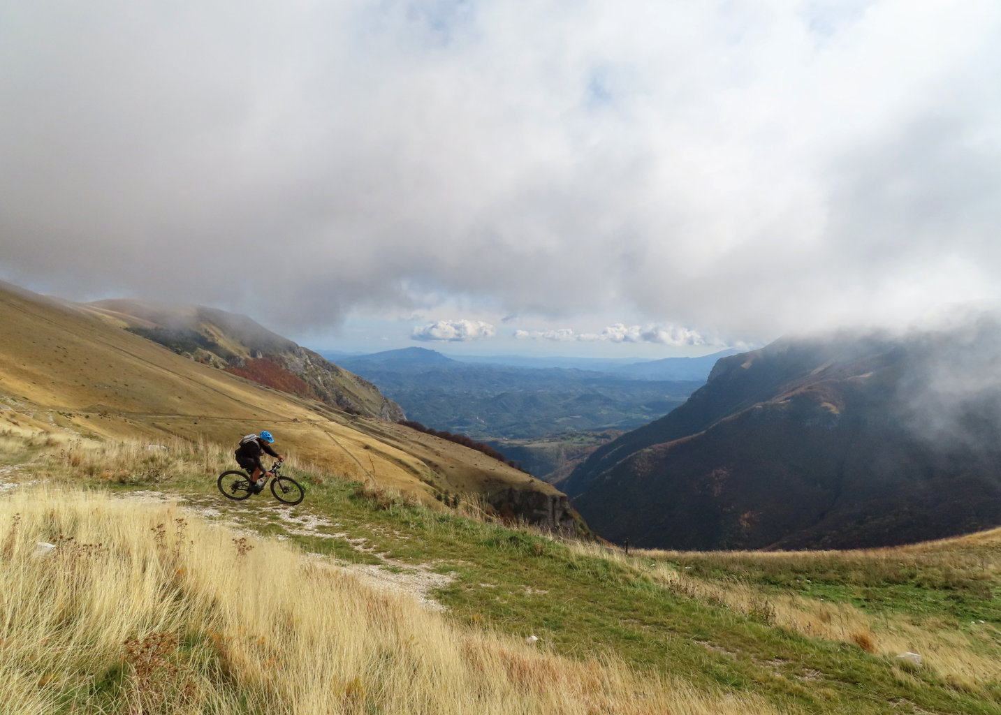 VALLE DELL'AMBRO 25 10 2020 763A