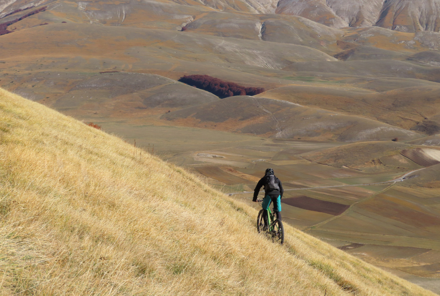 SIBILLINI VALLE ACQUA GILARDA (COVER)