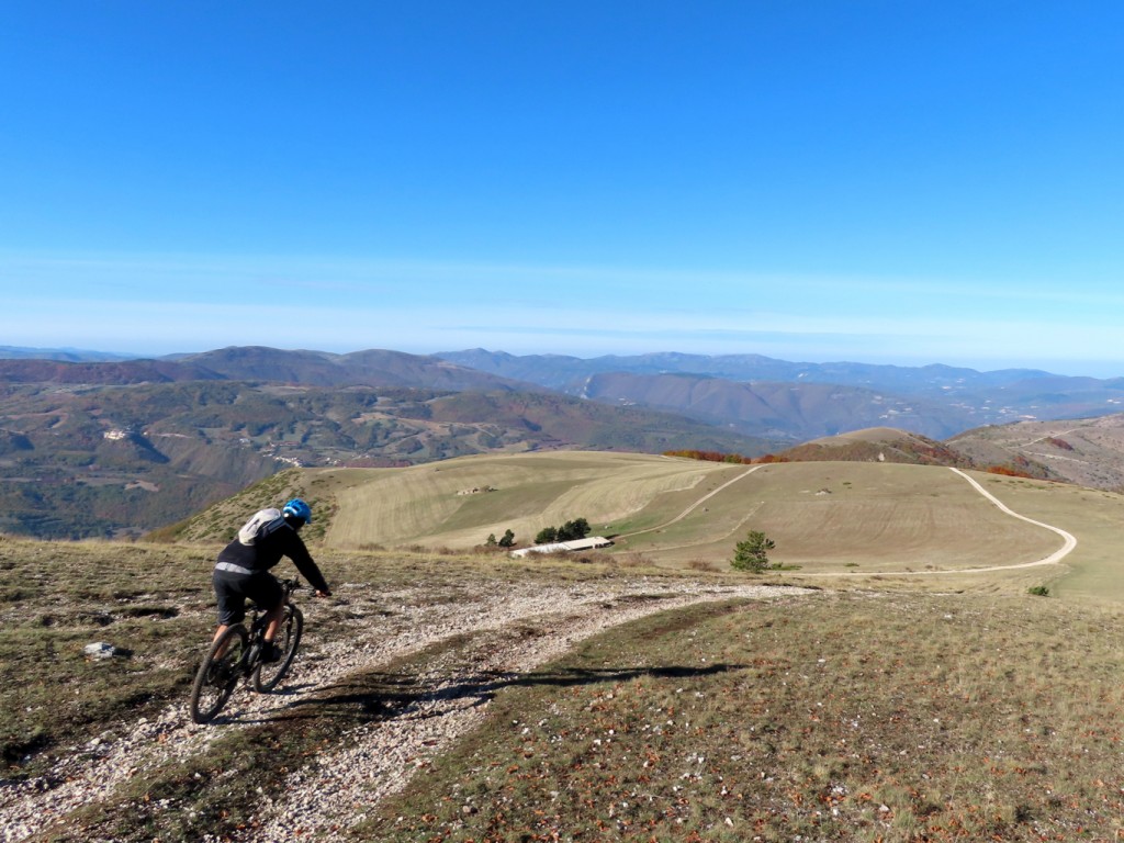 SIBILLINI VALLE ACQUA GILARDA (26)