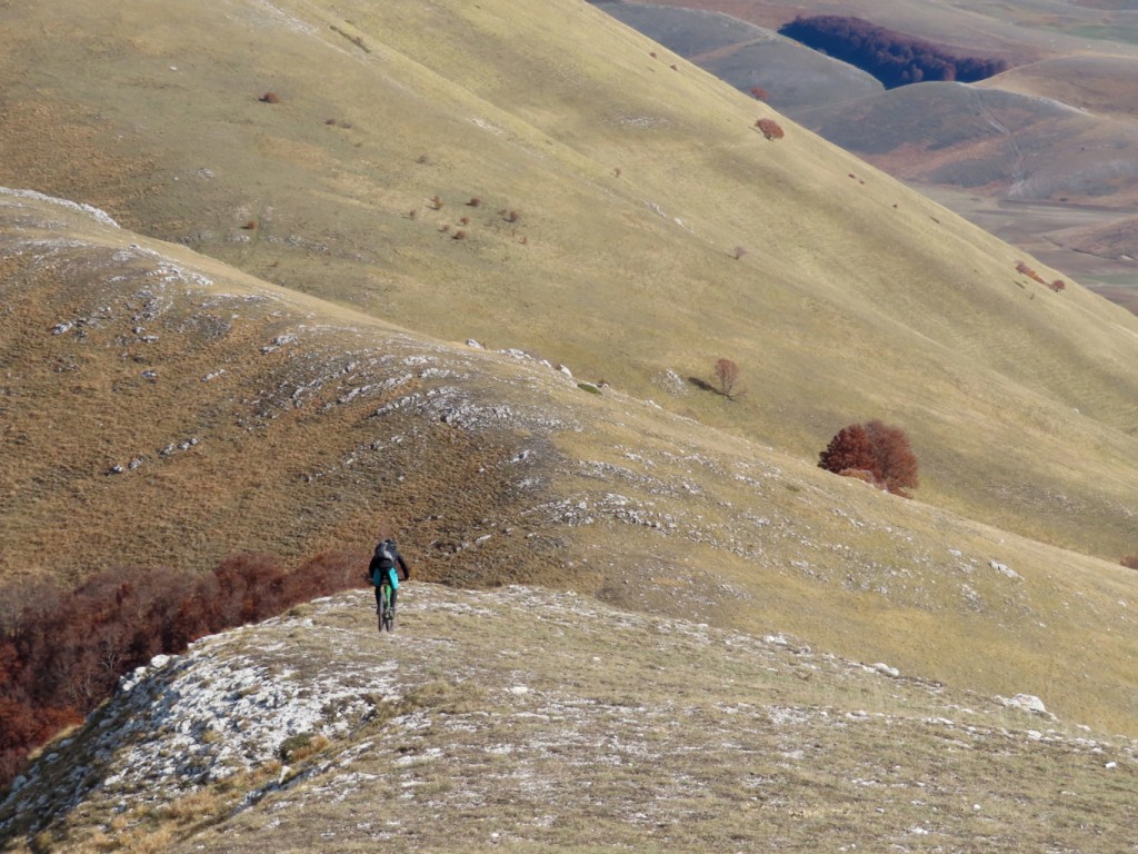 SIBILLINI VALLE ACQUA GILARDA (45)