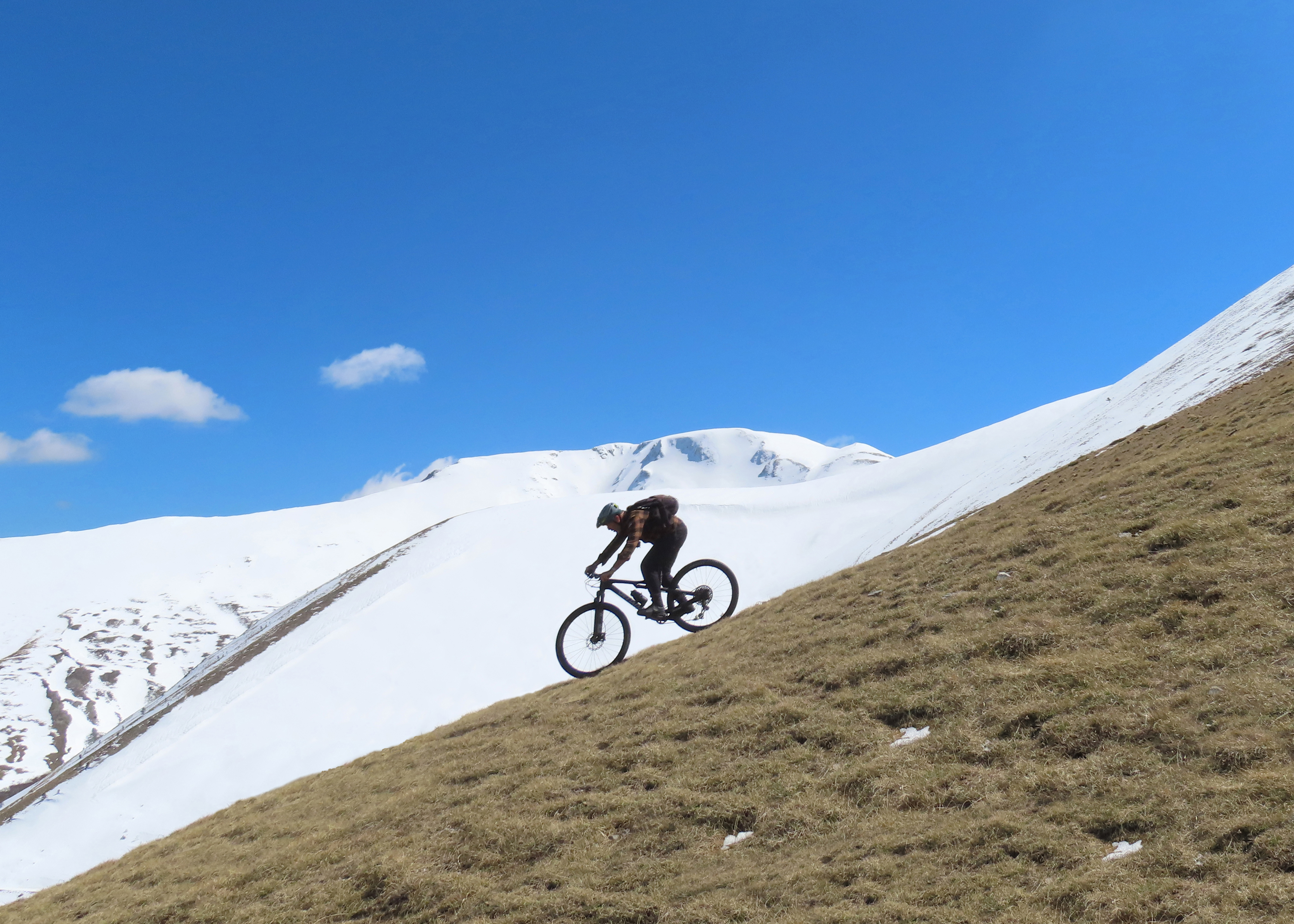 CROCE DI MONTE ROTONDO 05 04 2025 (16)