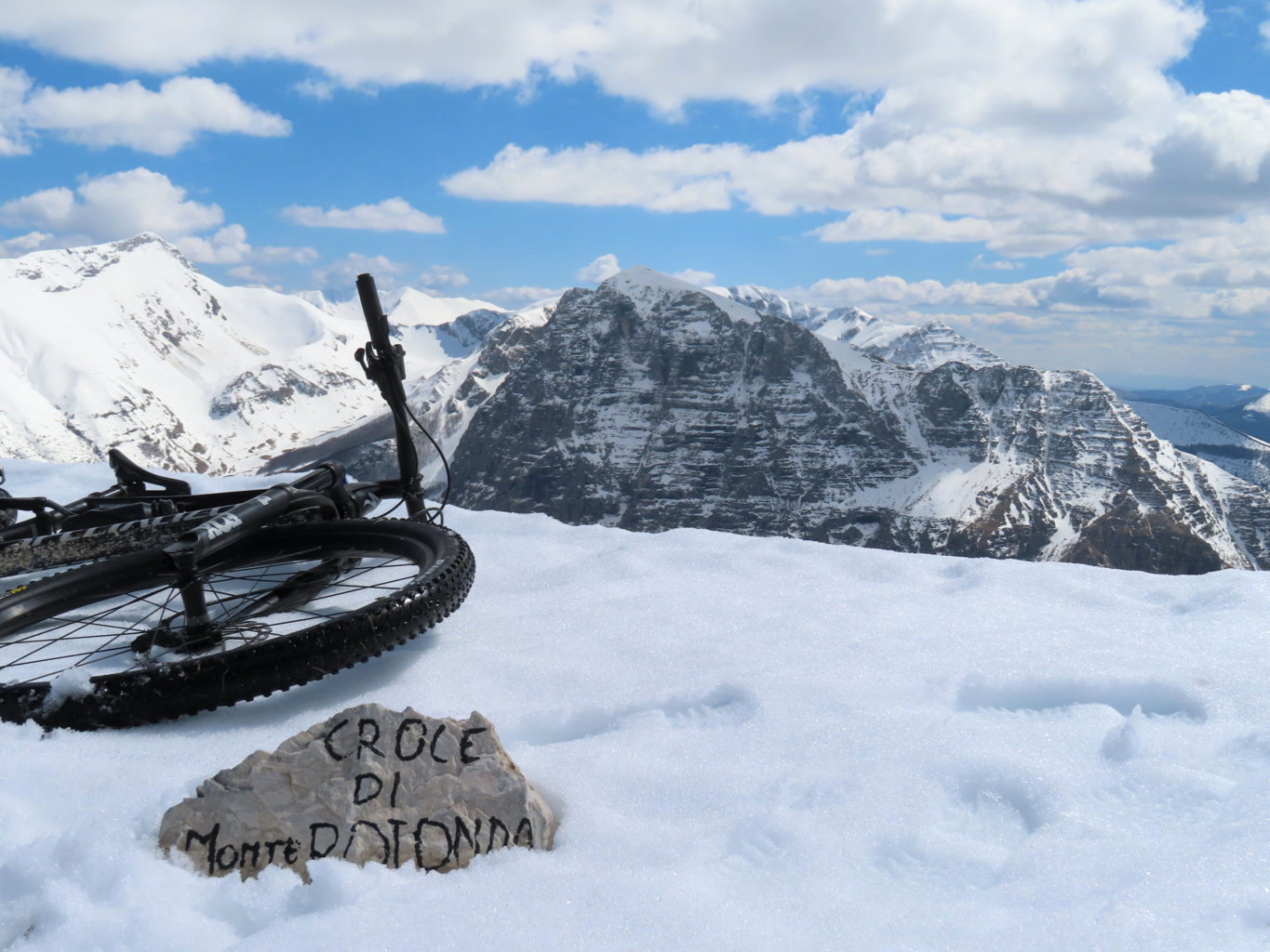 CROCE DI MONTE ROTONDO 05 04 2025 (67)