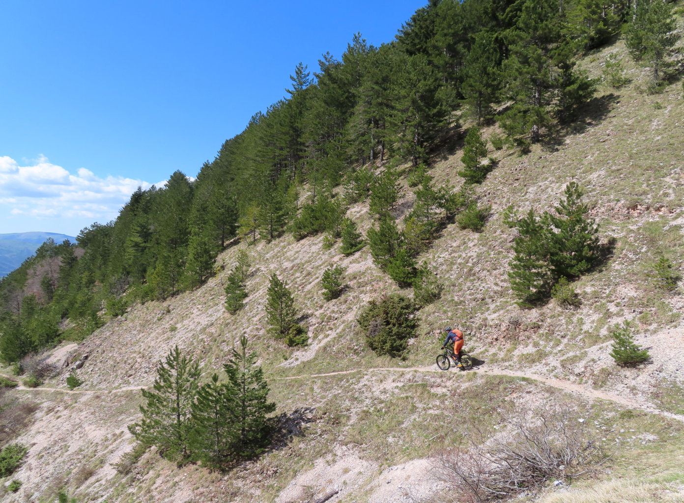 CROCE DI MONTE ROTONDO 05 04 2025 (89)