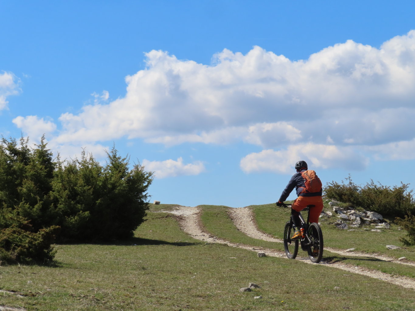 CROCE DI MONTE ROTONDO 05 04 2025 (92)